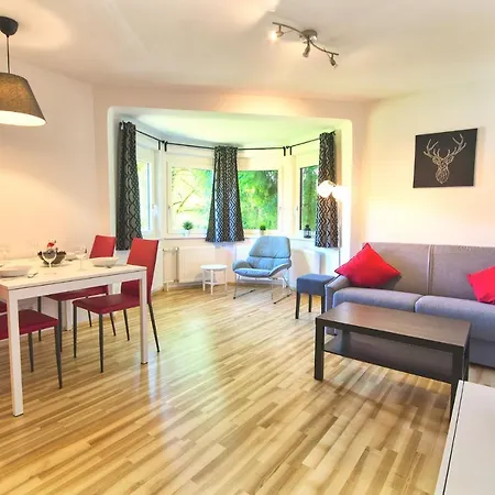 Lägenhet Mozart 1 - By Alpen